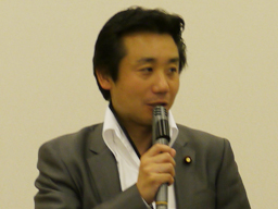 初鹿明博・衆議院議員